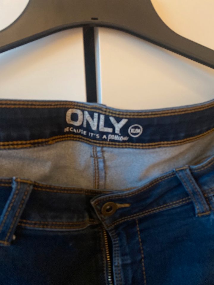 Damenjeans von Only in Meerbusch