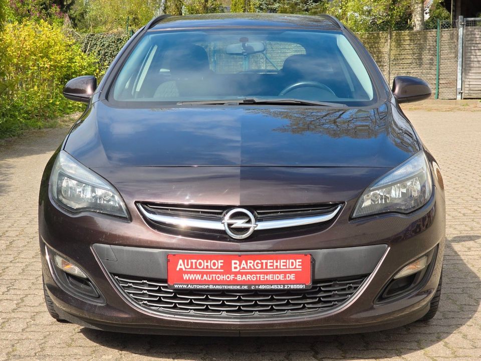 Opel J Sports Tourer Active *1 HAND *KLIMA *HU NEU in Bargteheide