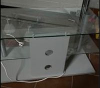 Tv Tisch aus Glas und Kunststoff Niedersachsen - Salzgitter Vorschau