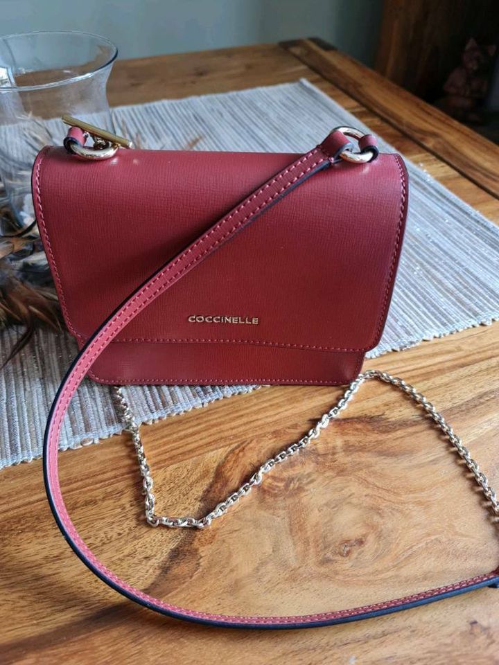 Coccinelle Leder Tasche, Crossbody Rost Rot in München -  Thalk.Obersendl.-Forsten-Fürstenr.-Solln | eBay Kleinanzeigen ist jetzt  Kleinanzeigen