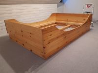 Schöner Bettkasten Bett mit Lattenrost 140 x 200 cm aus Vollholz Berlin - Reinickendorf Vorschau