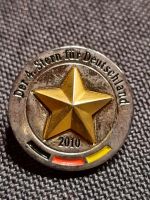 Pin  Anstecknadel "Der 4. Stern für Deutschland" 2010 Baden-Württemberg - Epfendorf Vorschau