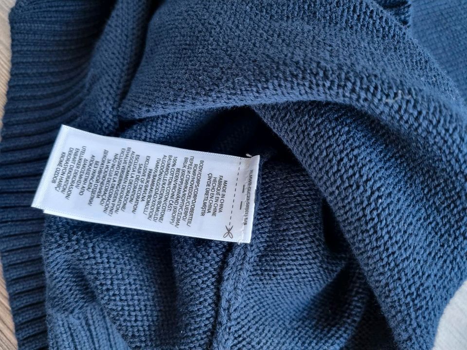 NEU POLO Ralph Lauren Pullover M Marine in Lübeck