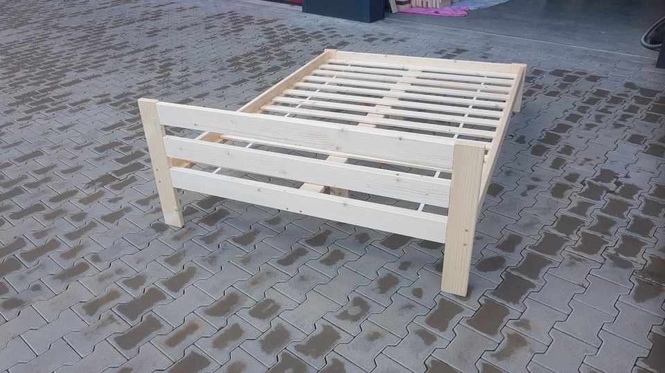 160x200 cm Neu Holz Bett Massivholzbett mit Lattenrost Hersteller in Schweitenkirchen