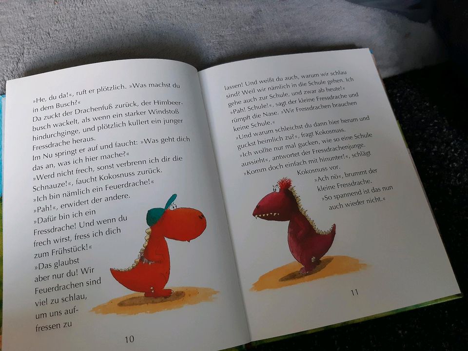 RESERVIERT Der kleine Drache Kokosnuss kommt in die Schule, Buch in Bielefeld