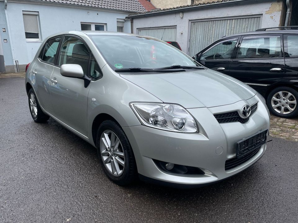 Toyota Auris 1.6 Life*Navi/Klimaautomatik/USB/Gepflegt* in Saarbrücken