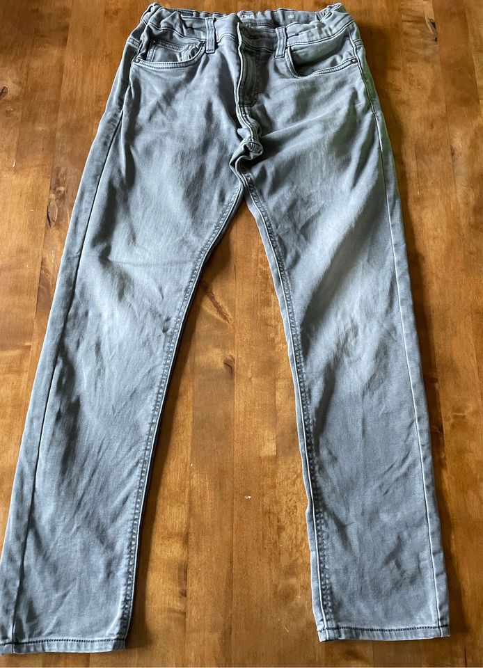 Jeans von C&A in Größe 158 in Bad Bevensen