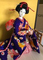 Edle Japanische Geisha Kimono Puppe in Glasvitrine Hamburg - Bergedorf Vorschau