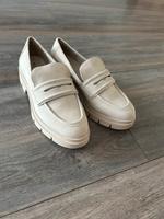 Tamaris Slipper beige Gr 38 Nordrhein-Westfalen - Sankt Augustin Vorschau