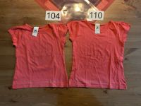 T-Shirts in 104 und 110 von C&A, Zwillinge, Kindergarten Nordrhein-Westfalen - Mettingen Vorschau