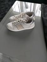 GEOX Sneaker LEDER Gr.37 NEUWERTIG Hessen - Mühlheim am Main Vorschau