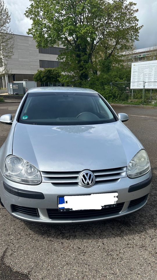 Volkswagen-VW Golf 5 in Höchstädt a.d. Donau