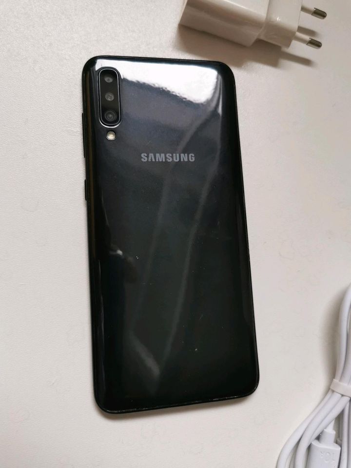 Samsung Galaxy A70 Handy Smartphone in Rheinfelden (Baden)