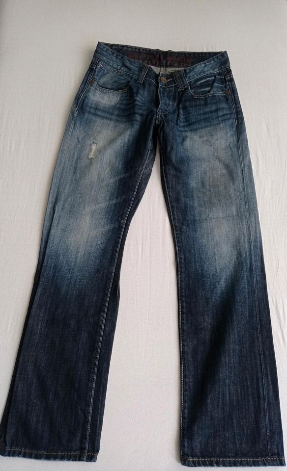 Tommy Hilfiger Jeans Herren W30L32 in Oberhausen