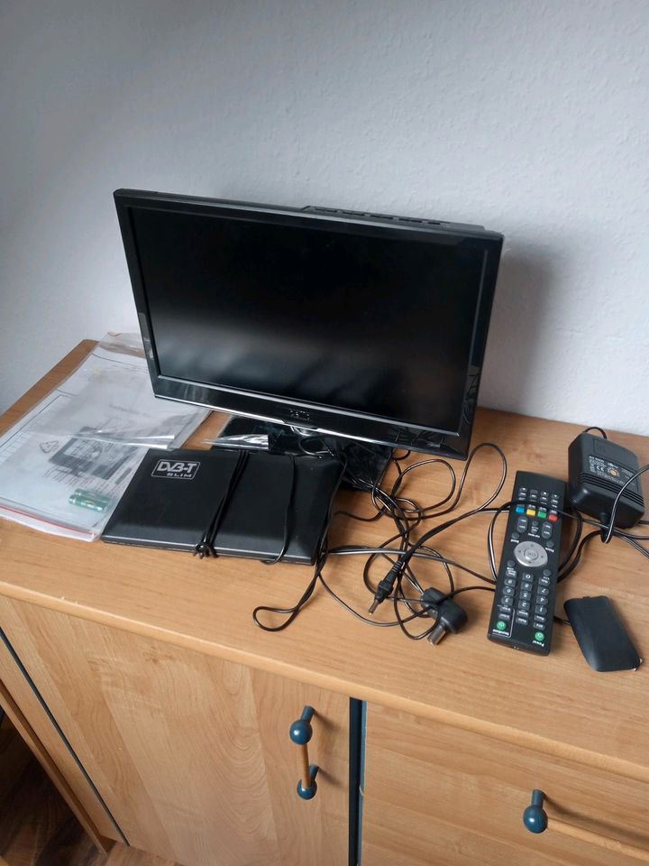 Fernseher LED TV 16 Zoll in Detern