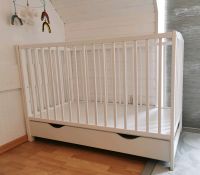 Babybett Kinderbett Juniorbett Schutzgitter Schublade 120x60 Weiß Nordrhein-Westfalen - Hilden Vorschau