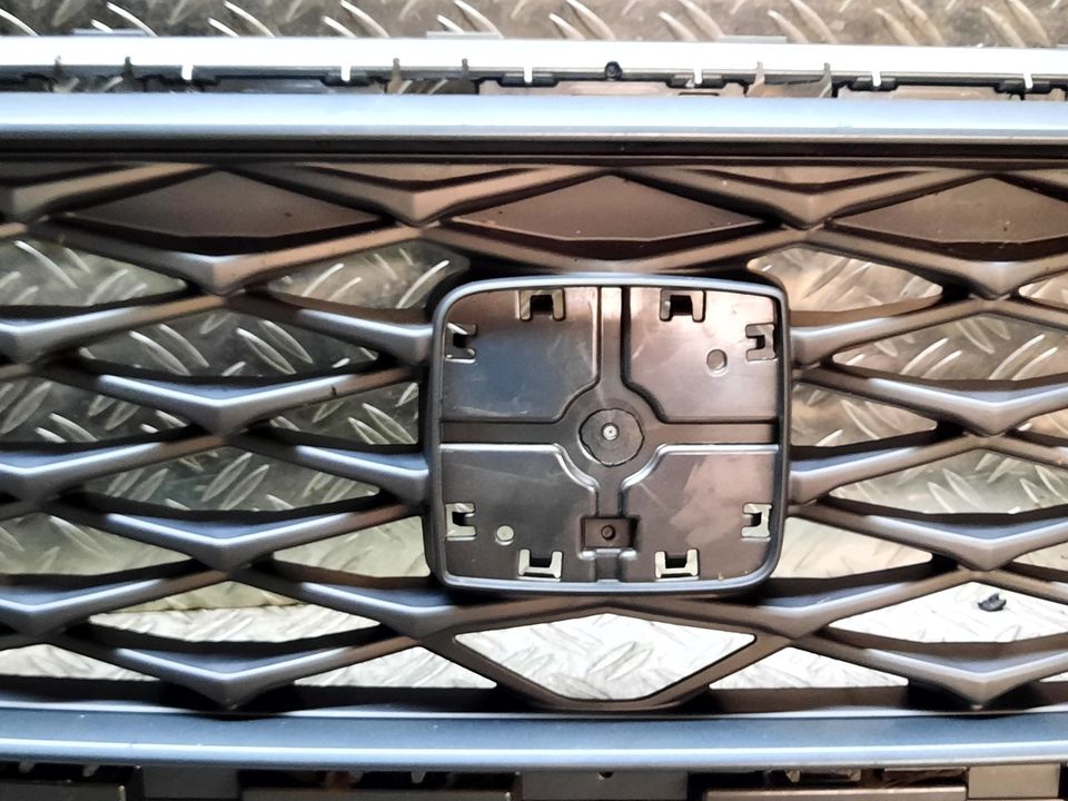 Seat Tarraco 5FJ Frontgrill Kühlergrill Grill 5fj853654d in Gelsenkirchen