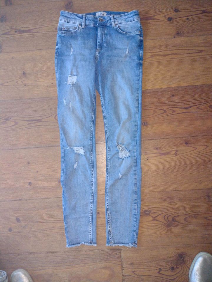 Only Blush life mid Ak Ankle Jeans S 32 34 XS S bei Abholung 6€ in Rantrum