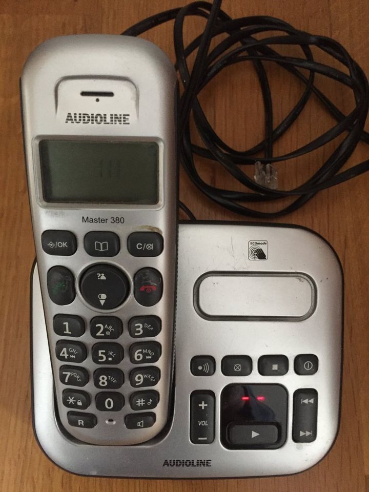 Audioline Master 38x - 4 Schnurlose DECT-/GAP-Telefone inkl. AB in Kassel