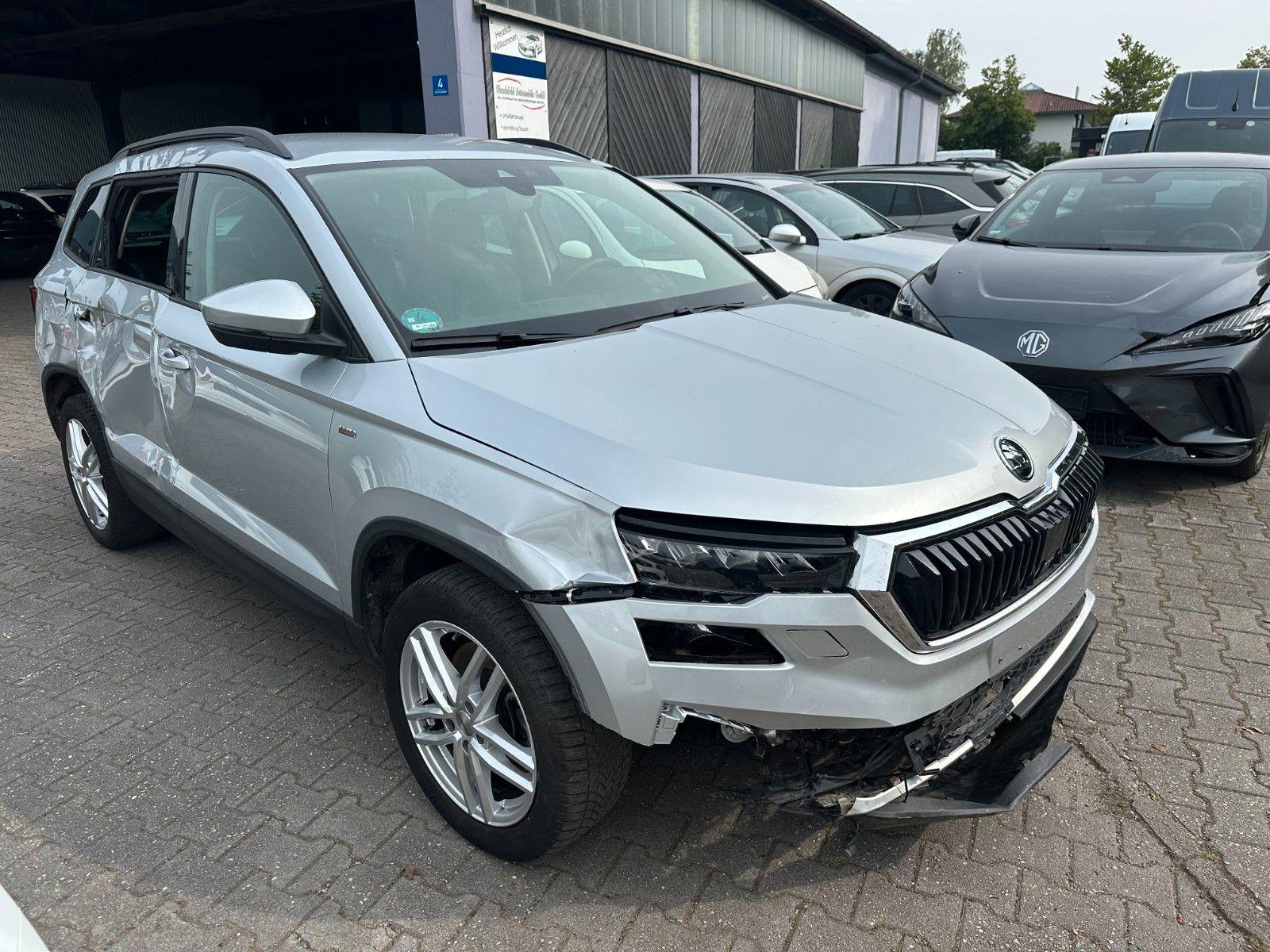 Abbildung des Autos Skoda Karoq Tour 4x4 Aut…