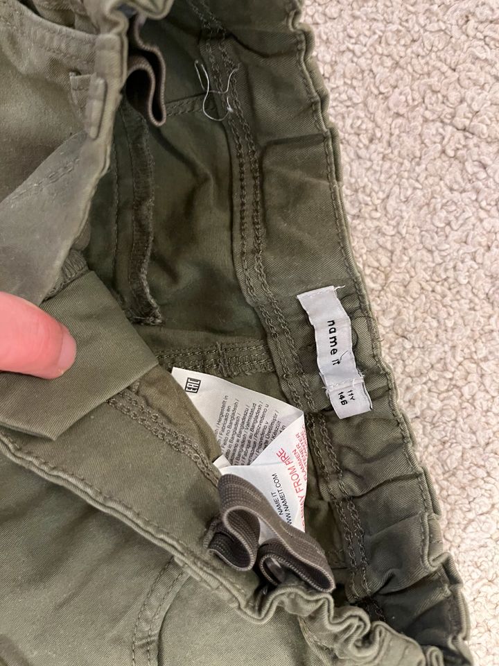 Kurze Shorts vingino Pepe Jeans 140-146 in Bietigheim-Bissingen