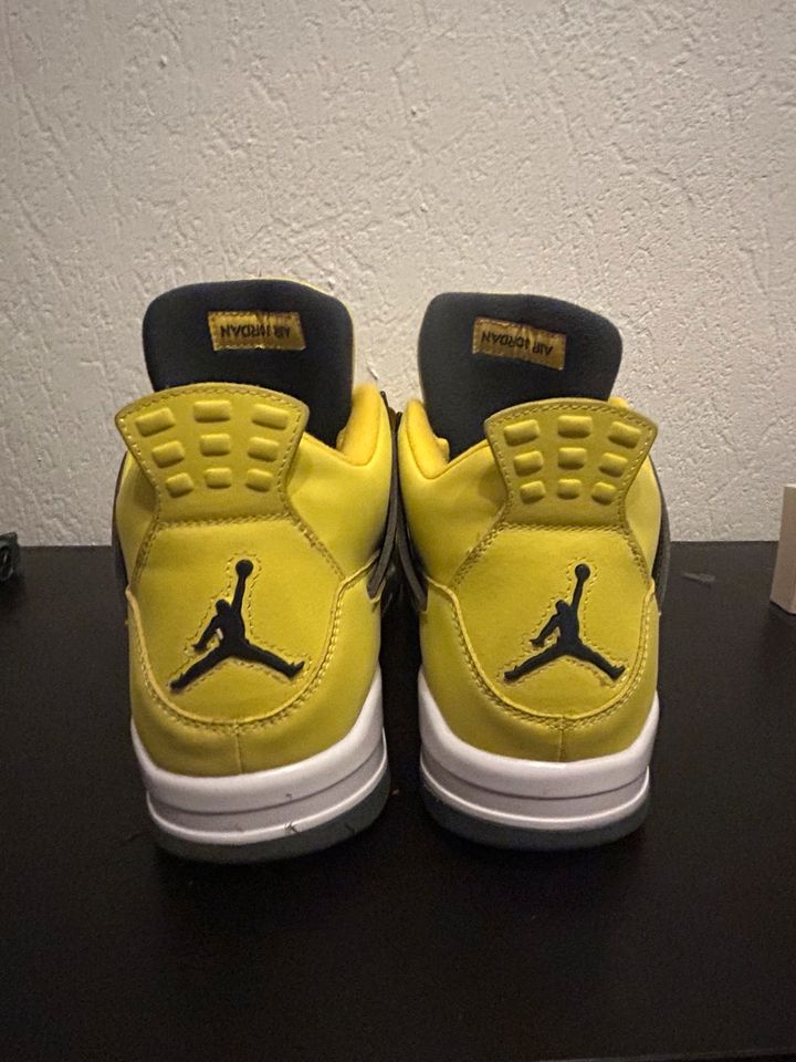 jordan 4 lightning in Braunschweig