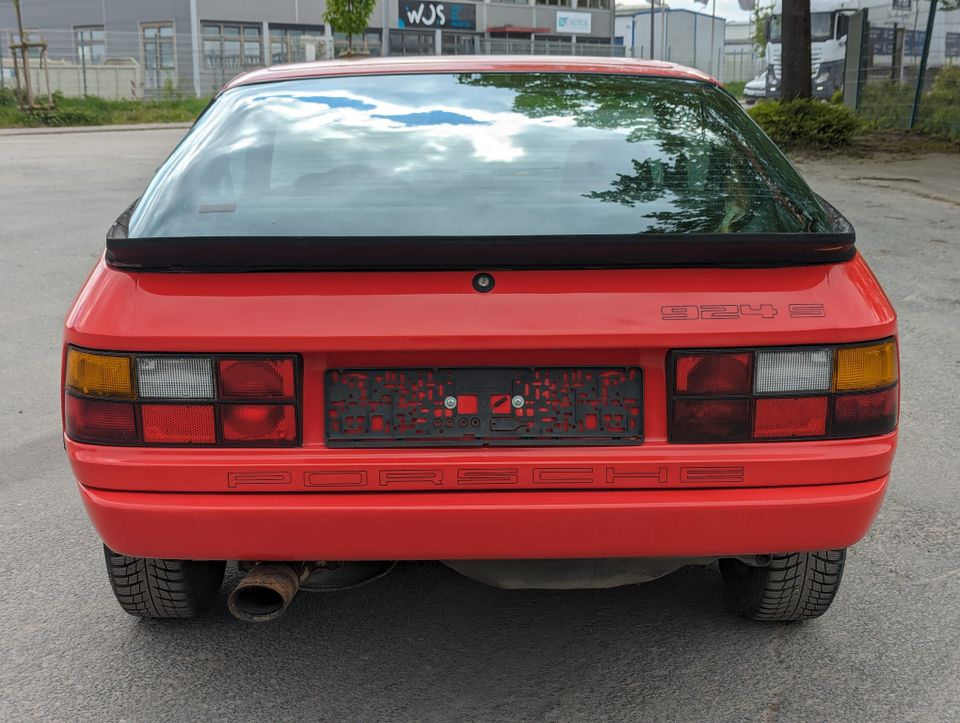 Porsche 924S 2.5 - 160PS - Indischrot - Bastlerobjekt! in Lippstadt