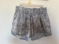 Lululemon Shorts Damen Größe 6 grau Berlin - Wannsee Vorschau