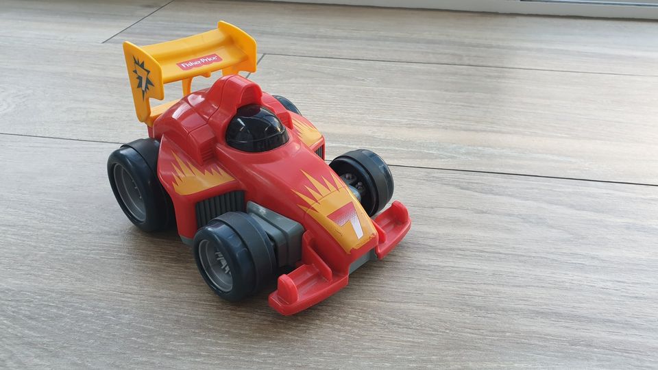 Fisher Price Fernsteuerauto in Esslingen