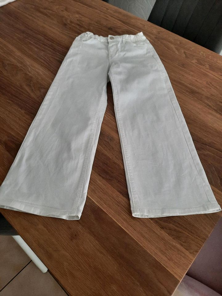 H&M Mädchen Jeans Hose gr 134 weiß Farbe in Hamburg