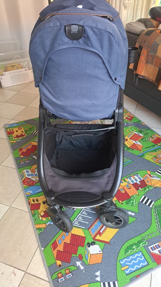 Buggy und Babywanne Joie Versatrax in Berlin