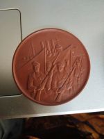 Medaille Morgenröte der Revolution DDR Vintage Meissner Porzellan Altona - Hamburg Groß Flottbek Vorschau