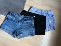 3x Jeans Shorts kurz / Hot Pants C&A 158 Hamburg-Mitte - Hamburg Hamm Vorschau