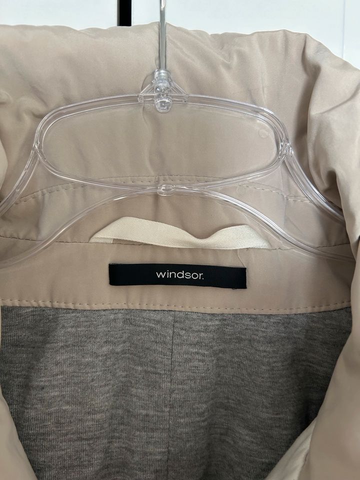 WINDSOR Jacke Gr S in Worms