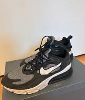 Nike Air 70 React/ schwarz-graue Sneaker Nike Gr. 40.5 Nordrhein-Westfalen - Neuenkirchen Vorschau
