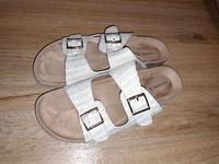 Damenschuhe Latschen Sandalen gr. 43 Weiß Glitzer Niedersachsen - Seelze Vorschau