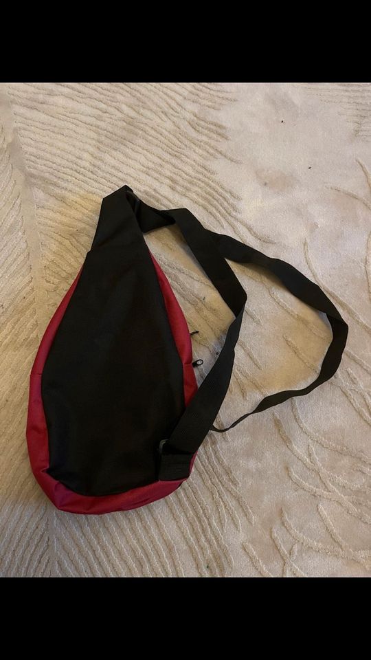 Nike Schultasche neue in Dinslaken