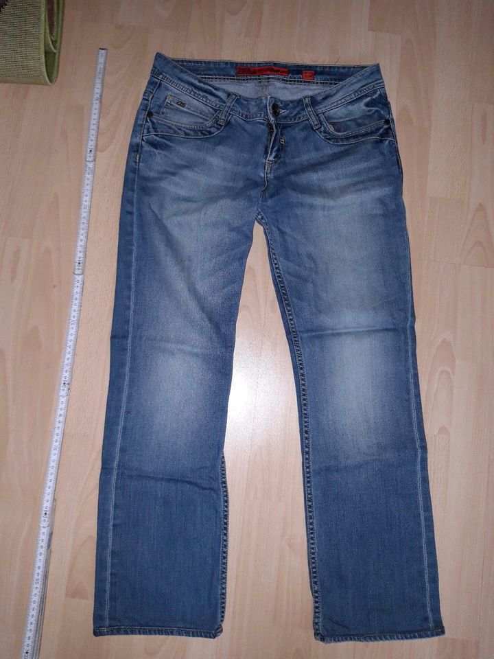 Jeans QS by s. Oliver W40 L 30 Catie in Arnstein