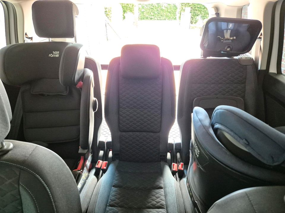 VW Touran 2.0 tdi DSG IQ.DRIVE 2019 weiß in Westerstede