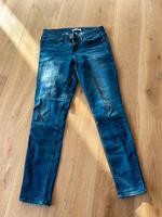 Levi’s Skinny 711 - Größe 28/32 Hessen - Steinbach Vorschau