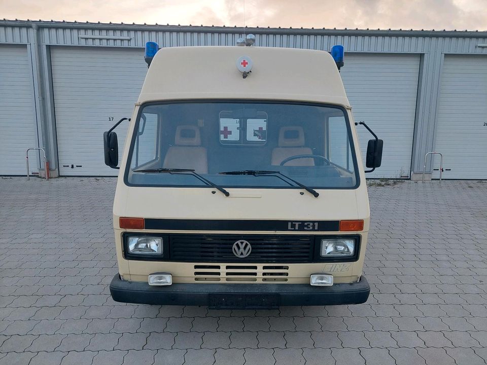 VW LT31 2,4 6-Zyl. Turbo-D ex. Präsidium Zivilschutz Hochdach KTW in Sottrum