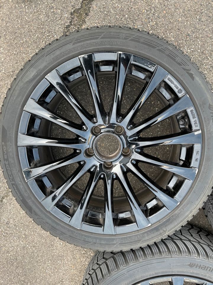 Felgen + Winterreifen 215/45 R 18 93V in Denkendorf