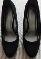 Schwarze Damenabsatzschuhe Samtoptik Baden-Württemberg - Waldbronn Vorschau