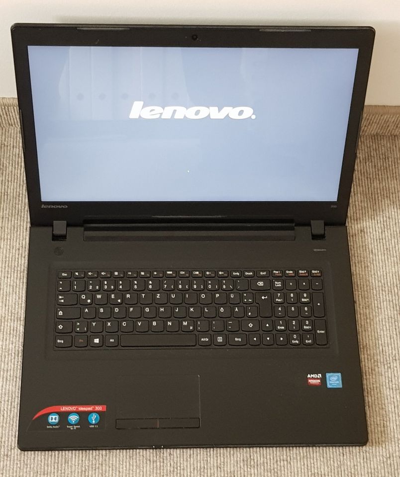 LENOVO "IDEAPAD" 300 in Königsbrunn