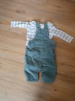 Set aus Latzhose und babypullover Nordrhein-Westfalen - Olpe Vorschau