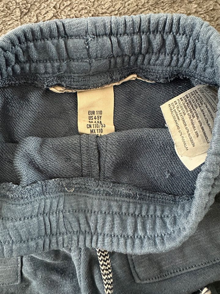 Kurze Hosen Paket H&M Größe 110 in Deining