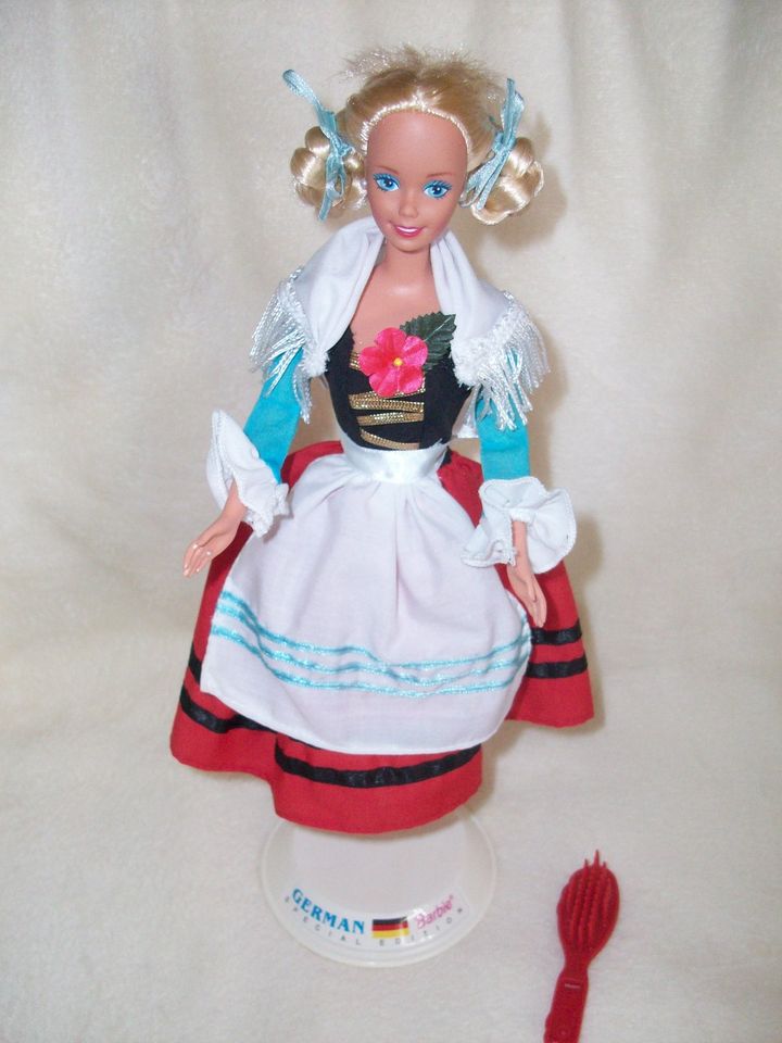German Barbie - Barbie Dolls of the World - Verpackung vorhanden in  Saarland - Spiesen-Elversberg | eBay Kleinanzeigen ist jetzt Kleinanzeigen