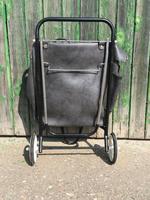 Alte Einkaufs-/Trolleytasche, Henkel klappbar, DDR? Sachsen - Dommitzsch Vorschau