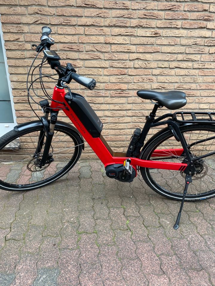 Riese & Müller Neo Nuvinci rot Elektrofahrrad E-Bike in Neuss