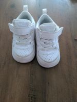 Baby Nike Schuhe in weiss gr. 19.5 Baden-Württemberg - Schorndorf Vorschau